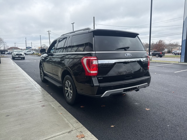 2019 Ford Expedition XLT photo 3
