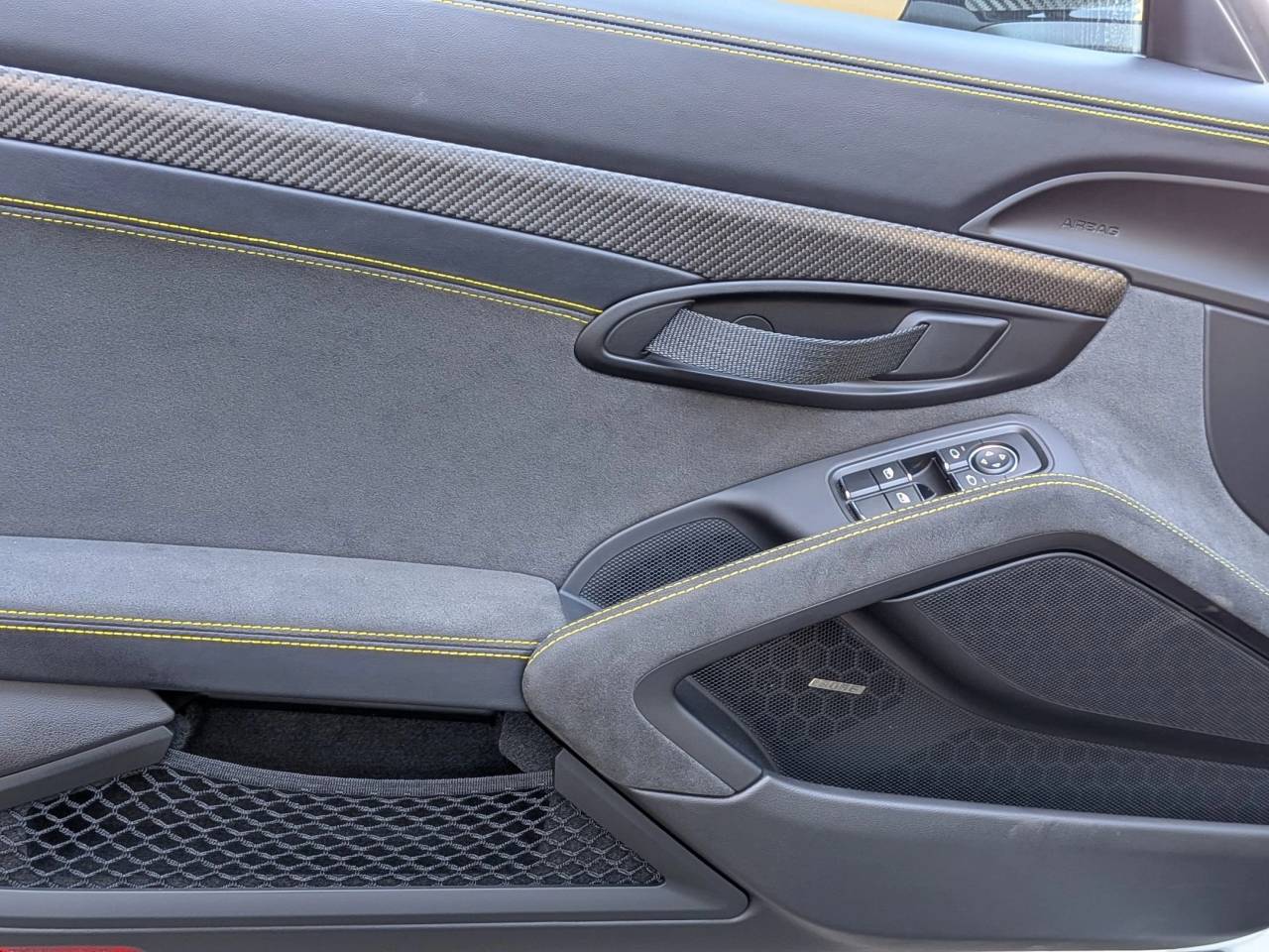 2025 Porsche Boxster Spyder photo 13