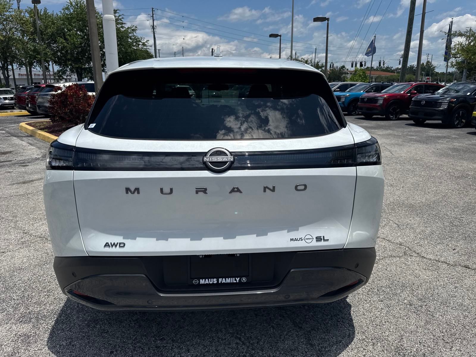 2025 Nissan Murano SL photo 6