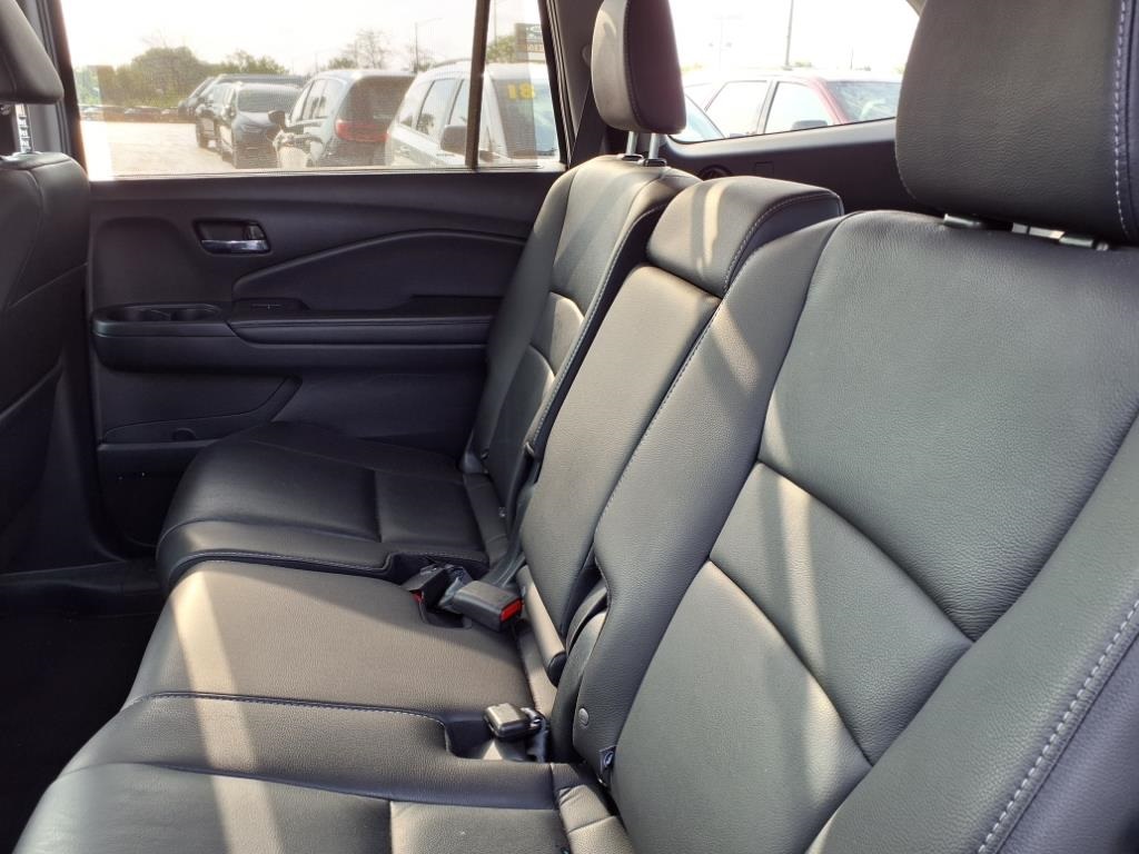 2021 Honda Pilot Special Edition photo 12