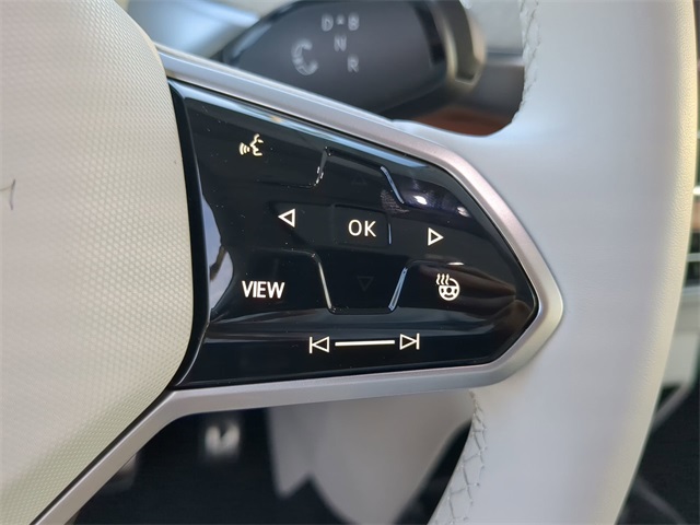 2025 Volkswagen ID. Buzz Pro Plus photo 26