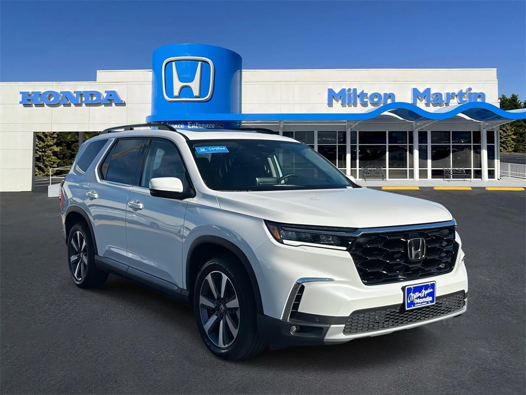 2025 Honda Pilot Touring's photo