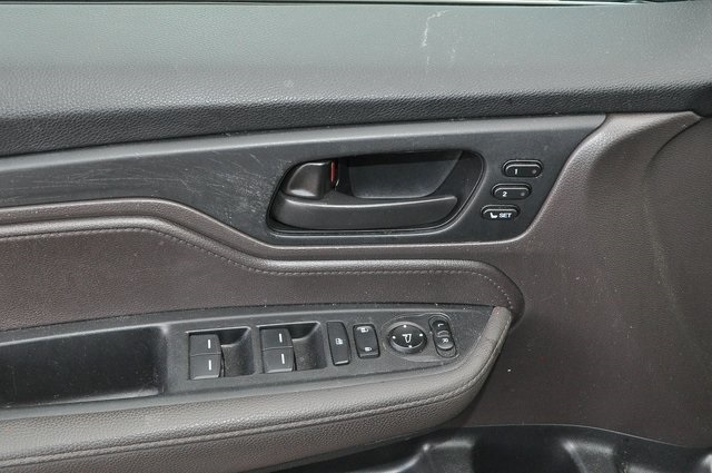 2020 Honda Odyssey EX-L photo 12