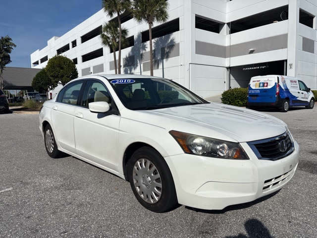 2010 Honda Accord LX's photo