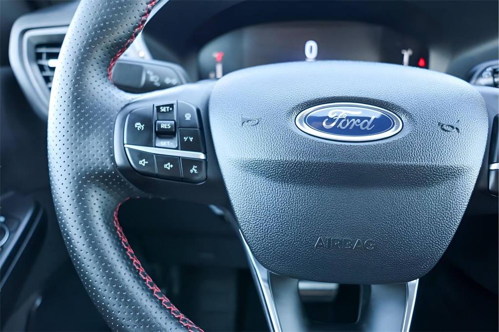 2024 Ford Escape ST-Line Select photo 10