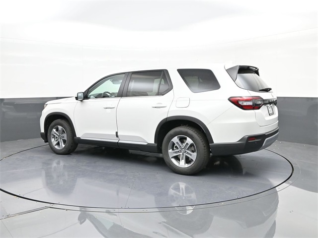 2025 Honda Pilot EX-L photo 3