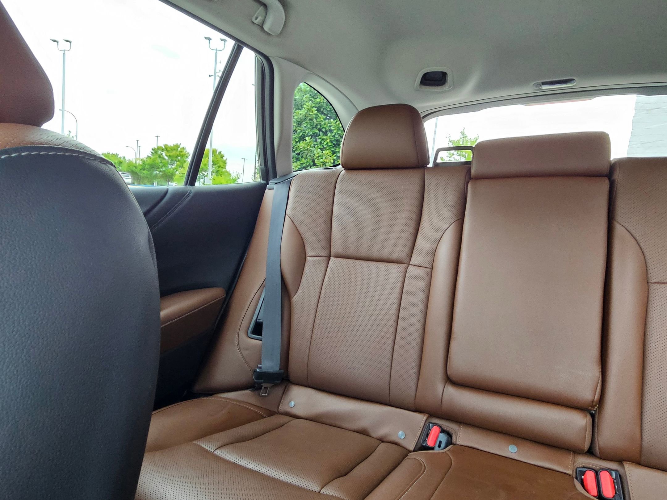 2022 Subaru Outback Touring photo 16