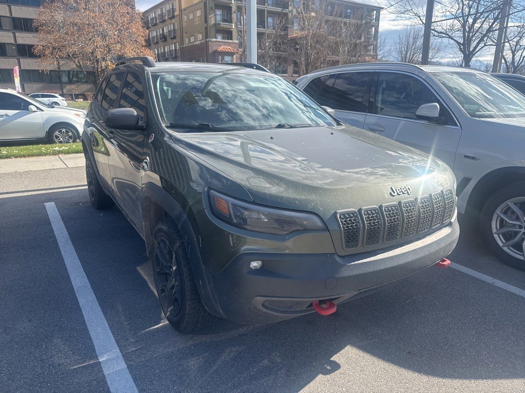 2019 Jeep Cherokee Trailhawk photo 2