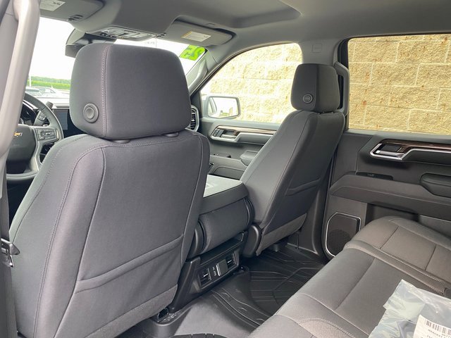 2025 Chevrolet Silverado 1500 LT photo 10