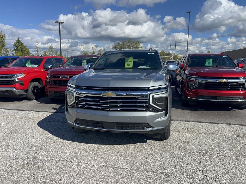 2025 Chevrolet Tahoe Premier photo 2