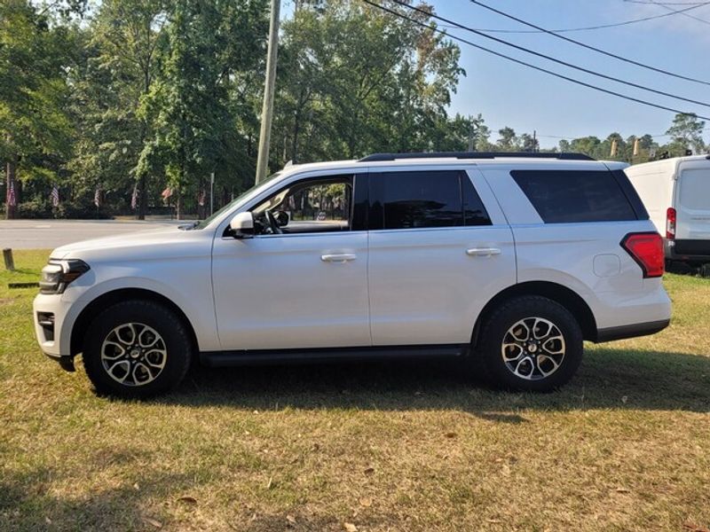2024 Ford Expedition XLT photo 4