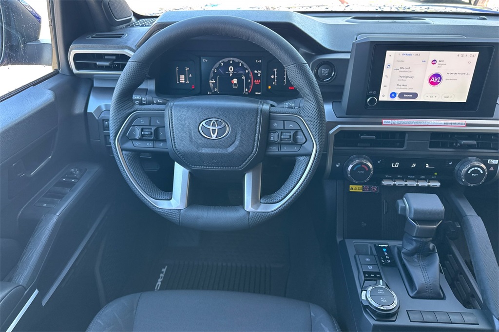 2025 Toyota Tacoma SR5 photo 14