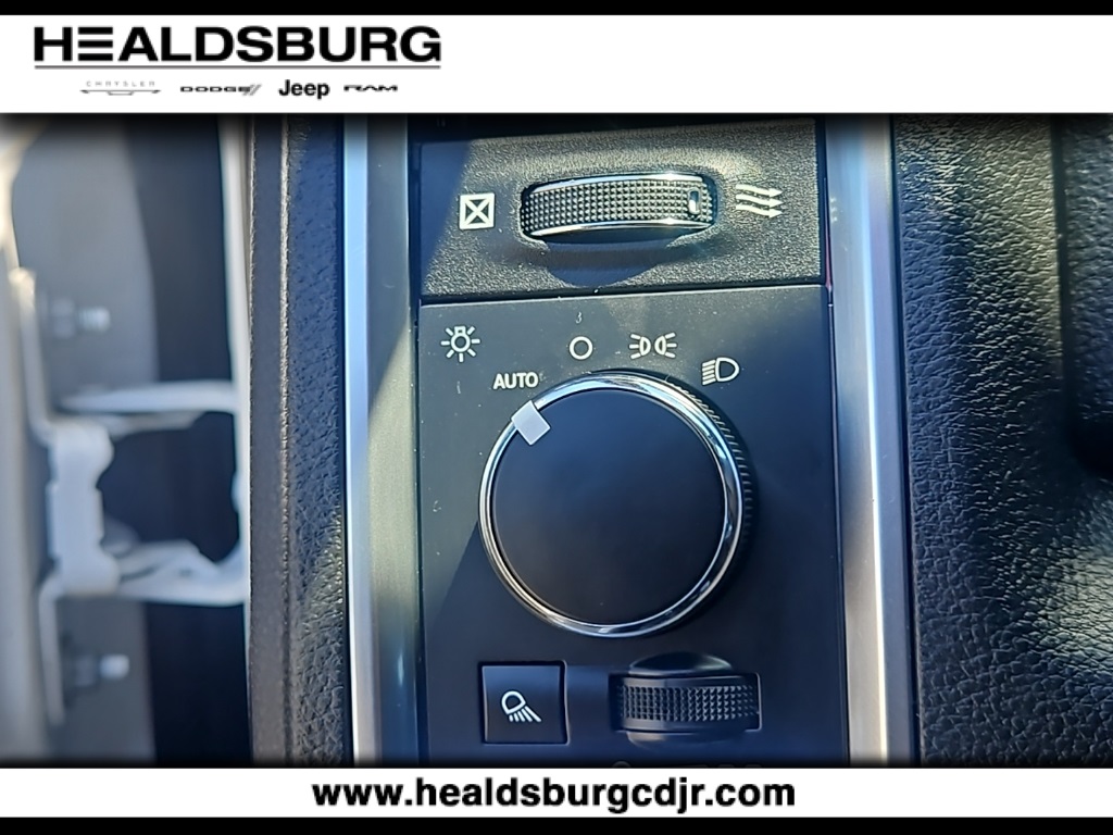 2023 Ram 1500 Classic SLT photo 13