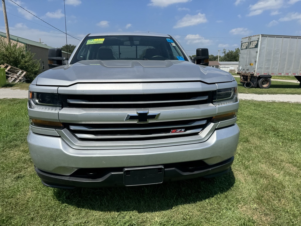 Used 2017 Chevrolet Silverado 1500 Custom with VIN 1GCVKPEHXHZ320571 for sale in Kansas City