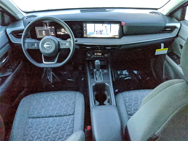 2026 Nissan Kicks SV photo 2