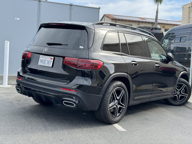 2024 Mercedes Benz GLB 250 AMG photo 4