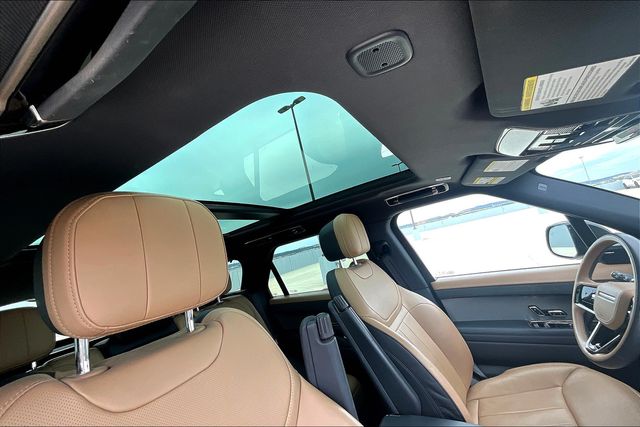 2023 Land Rover Range Rover Sport SE photo 19