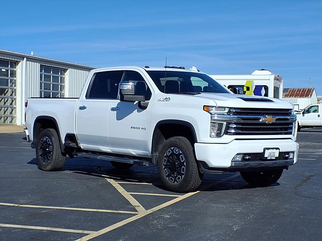2023 Chevrolet Silverado 2500HD High Country photo 2