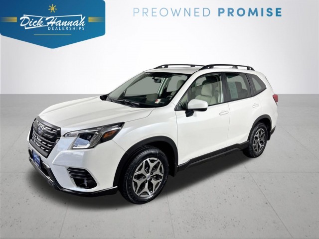 2022 Subaru Forester Premium's photo