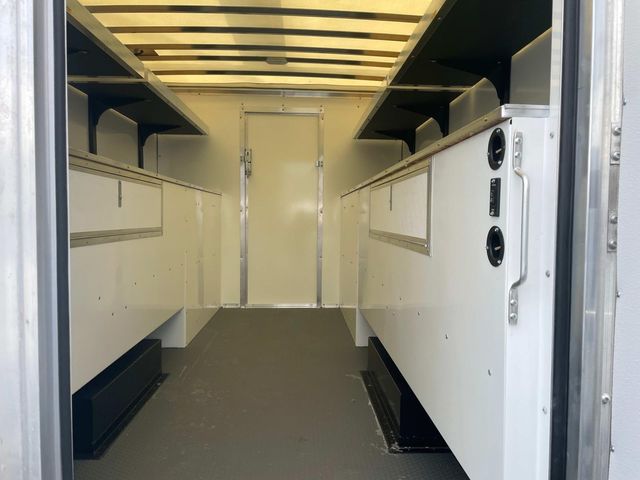 2024 Ford Transit photo 4
