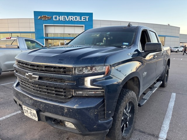 Used 2022 Northsky Blue Metallic Chevrolet RST image 2