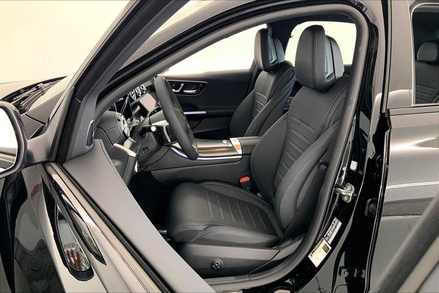 2025 Mercedes Benz C 300 4MATIC photo 11