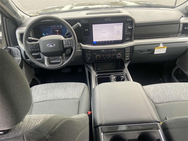 2026 Ford F-350 photo 10