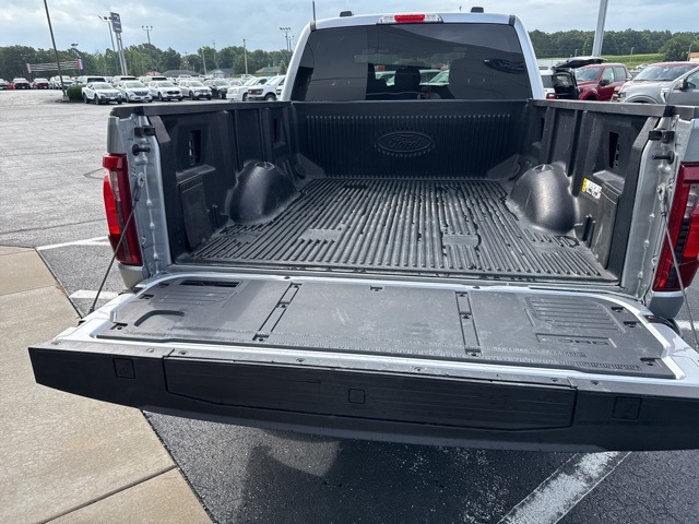 2025 Ford F-150 XLT photo 34