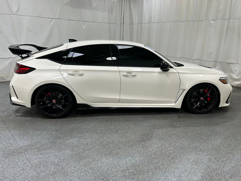 2024 Honda Civic Type R photo 8