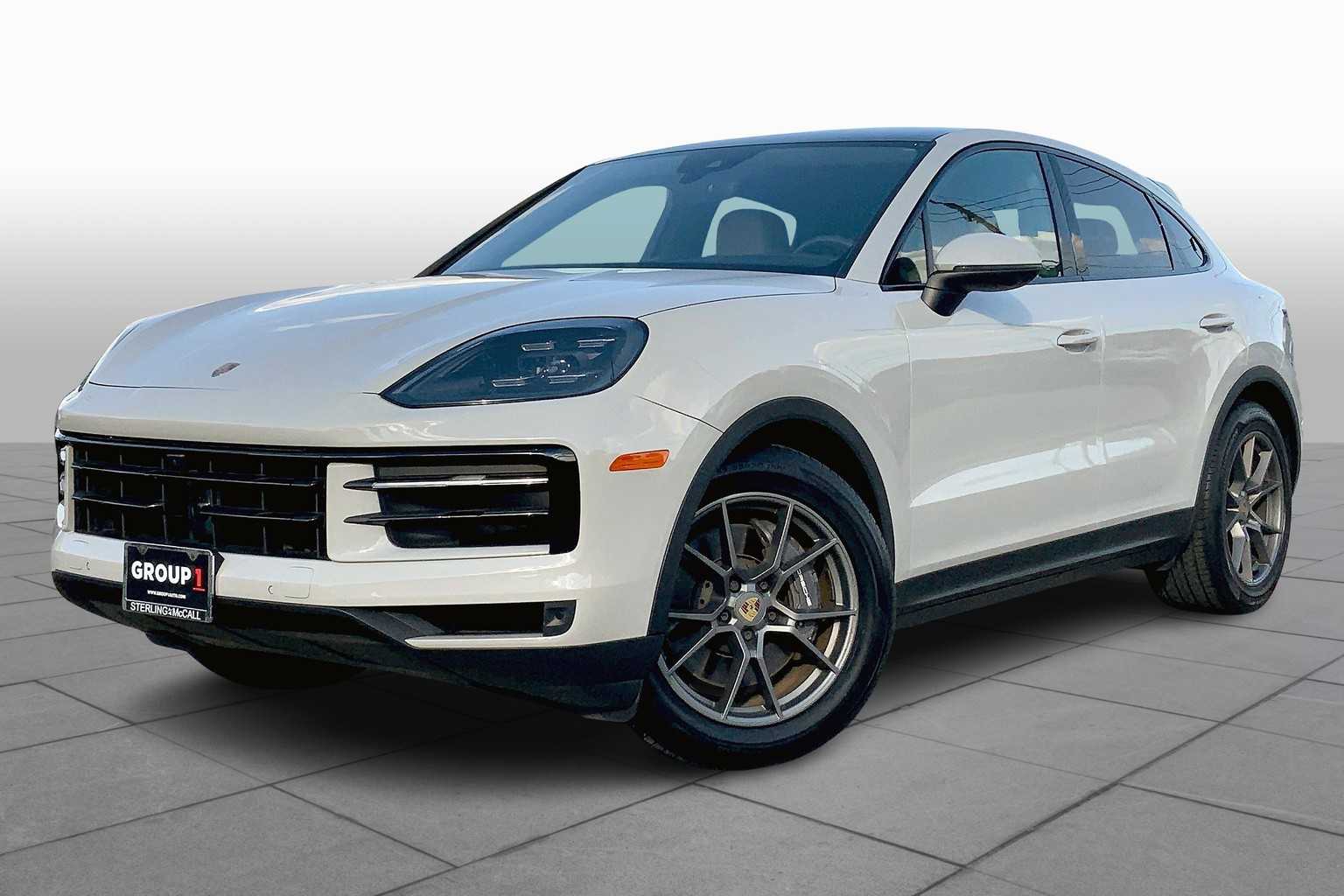 2024 Porsche Cayenne Coupe photo 2