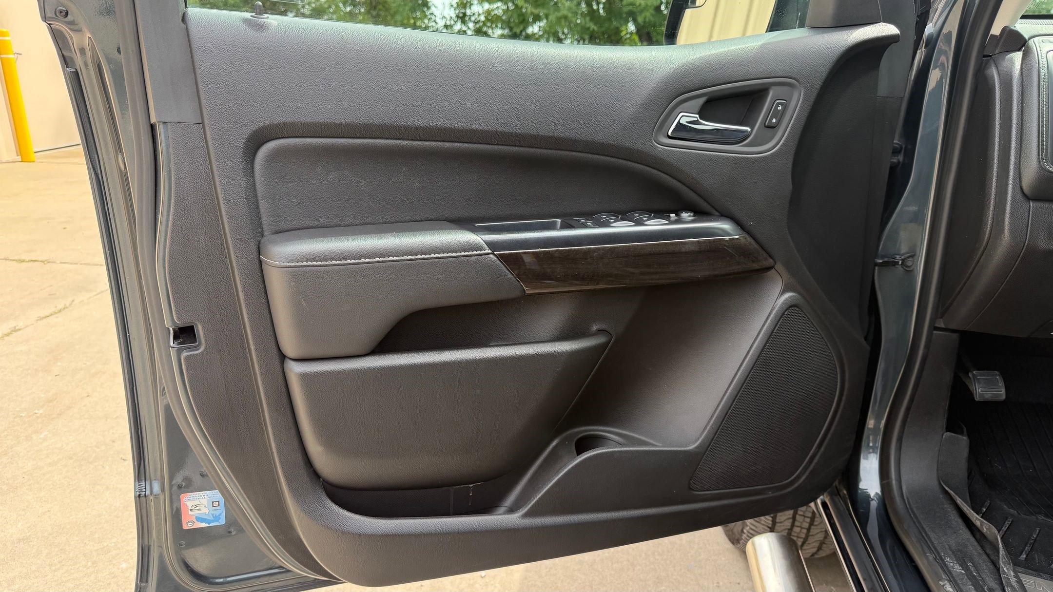 2017 Gmc Canyon SLE photo 18