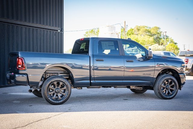 2025 Ram 2500 Big Horn photo 7