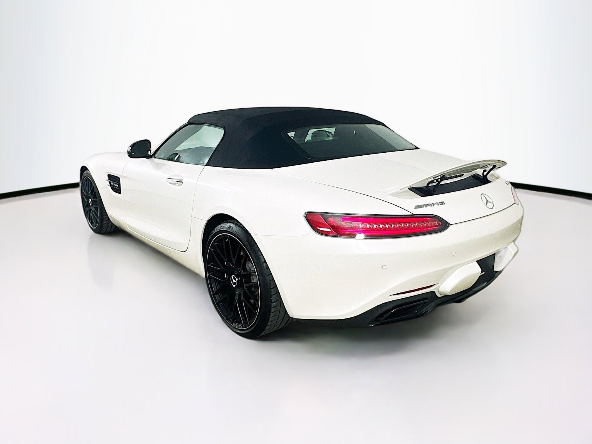 2018 Mercedes Benz AMG GT GT photo 5