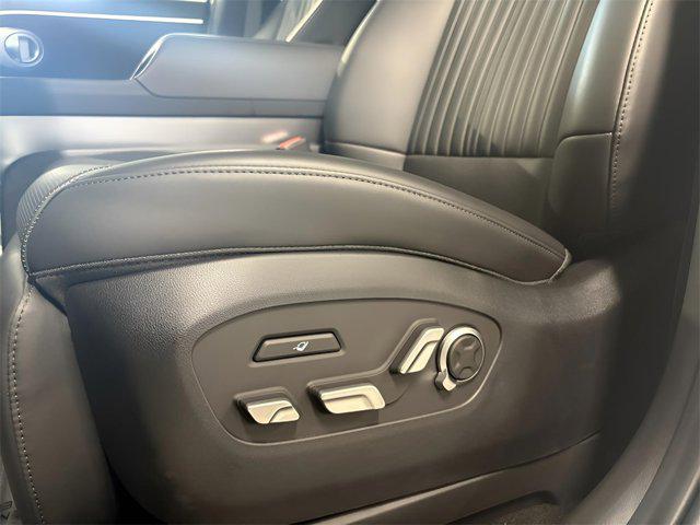 2026 Hyundai Ioniq photo 13