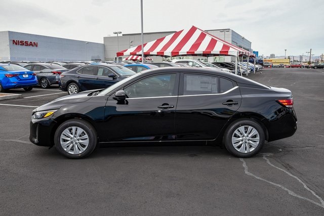 2025 Nissan Sentra S photo 2