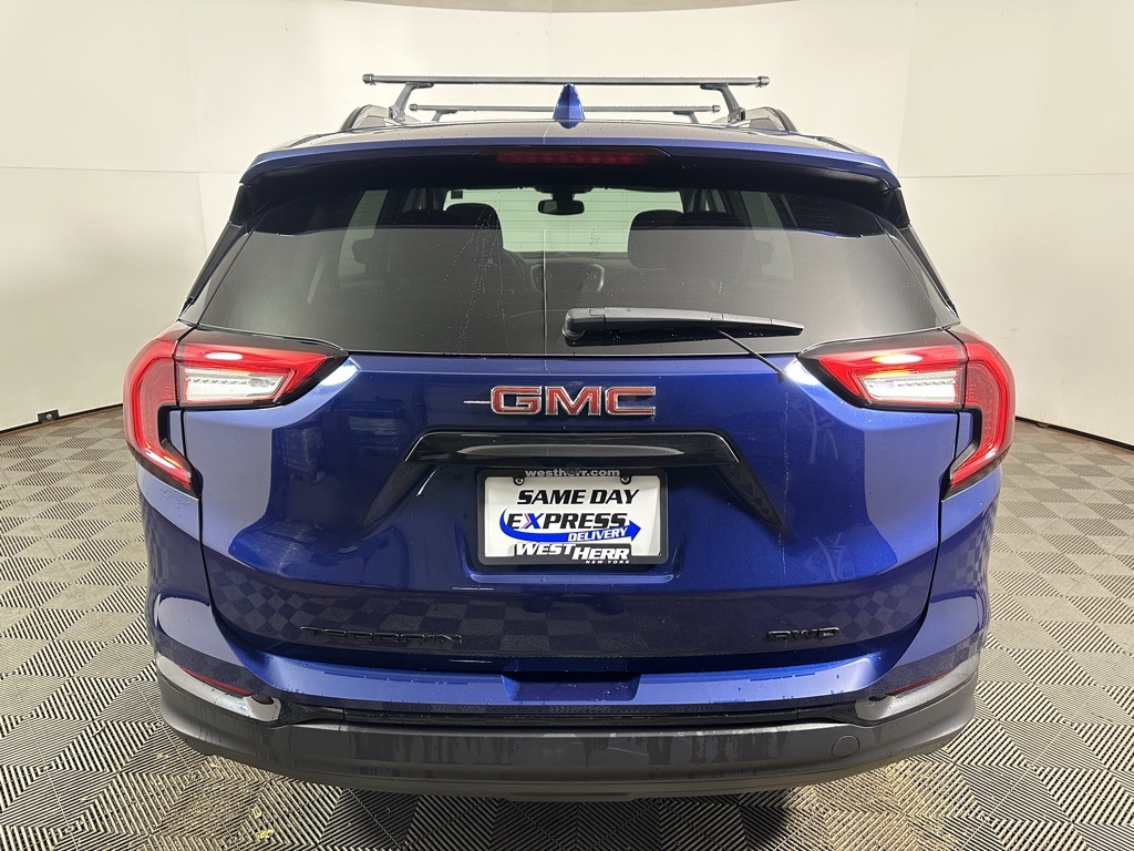 2022 Gmc Terrain SLE photo 3