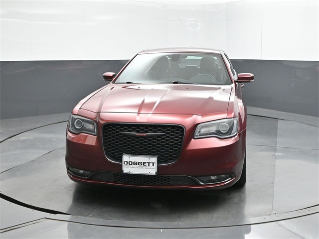 2021 Chrysler 300 S photo 26