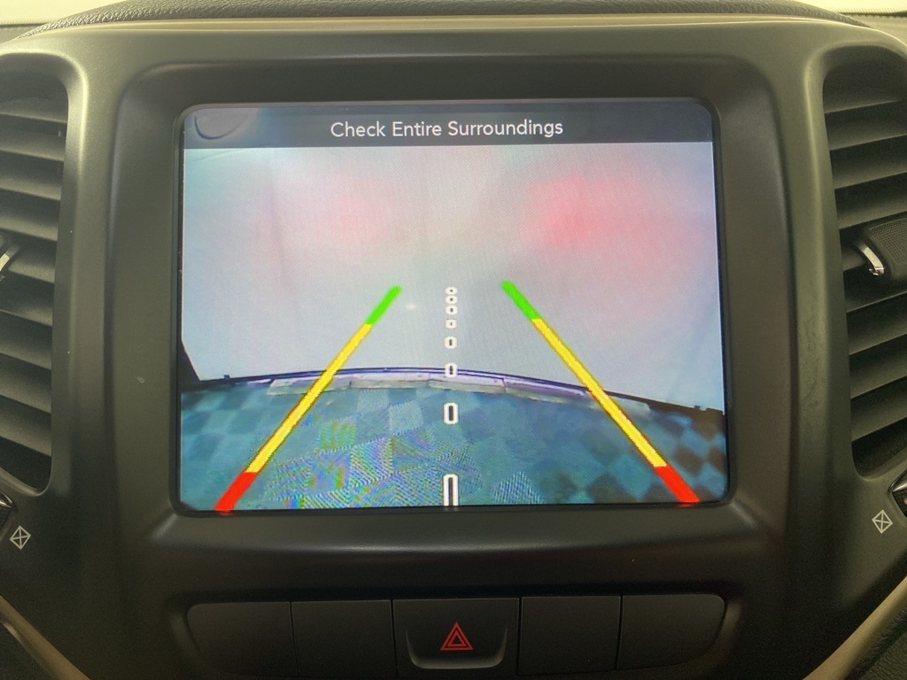 2014 Jeep Cherokee Latitude photo 13