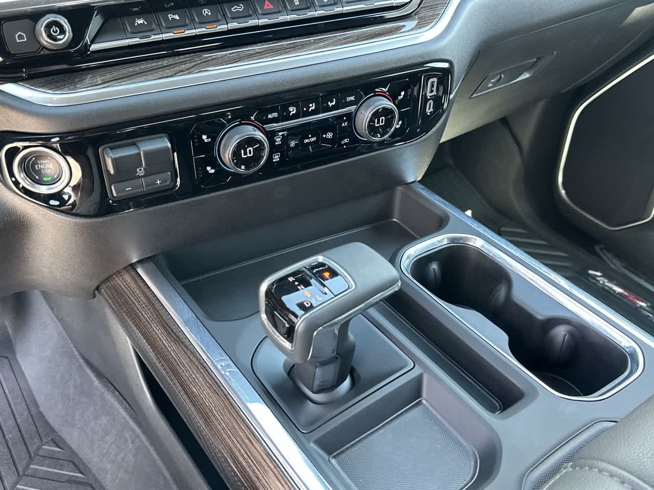 2025 Chevrolet Silverado 1500 RST photo 25