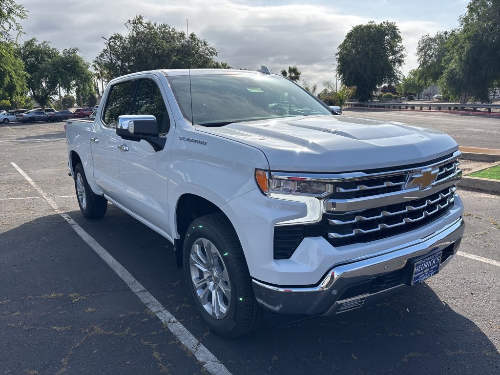 2025 Chevrolet Silverado 1500 LTZ's photo