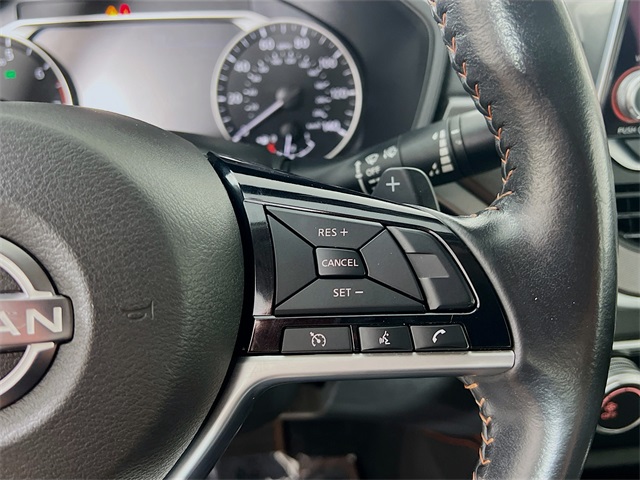 2023 Nissan Altima 2.5 SR photo 29