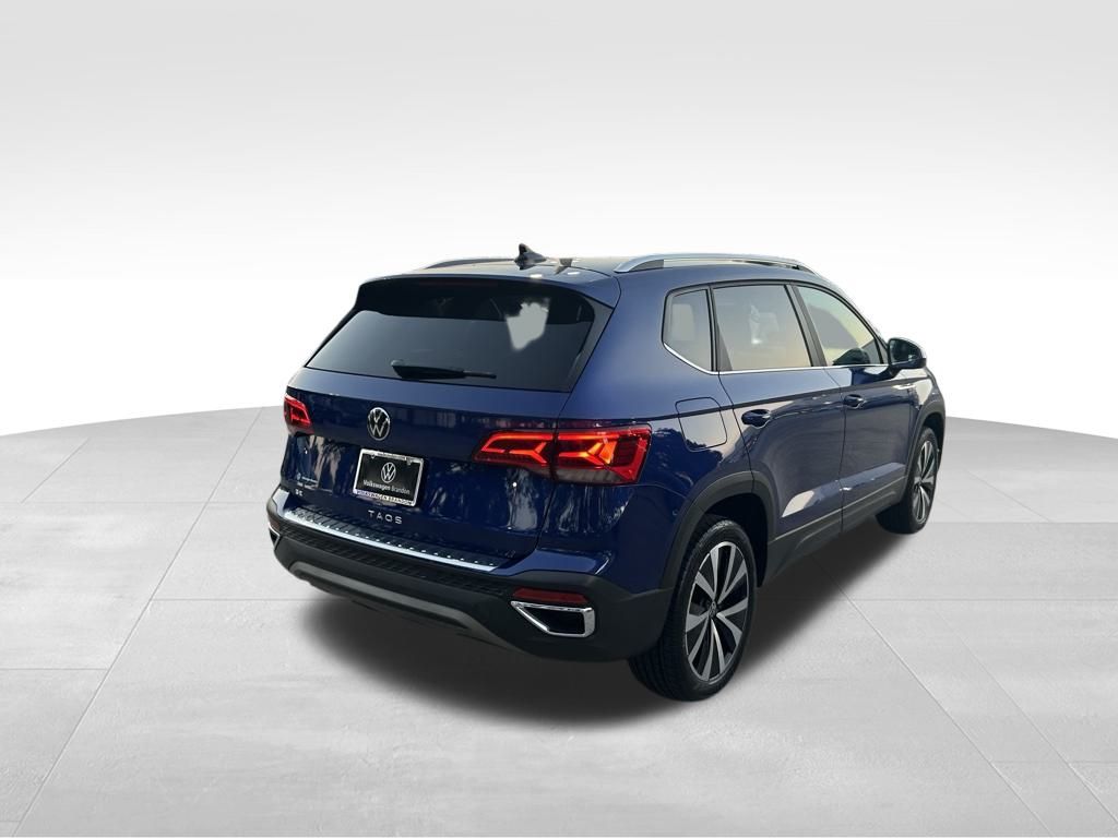 2022 Volkswagen Taos SE photo 4