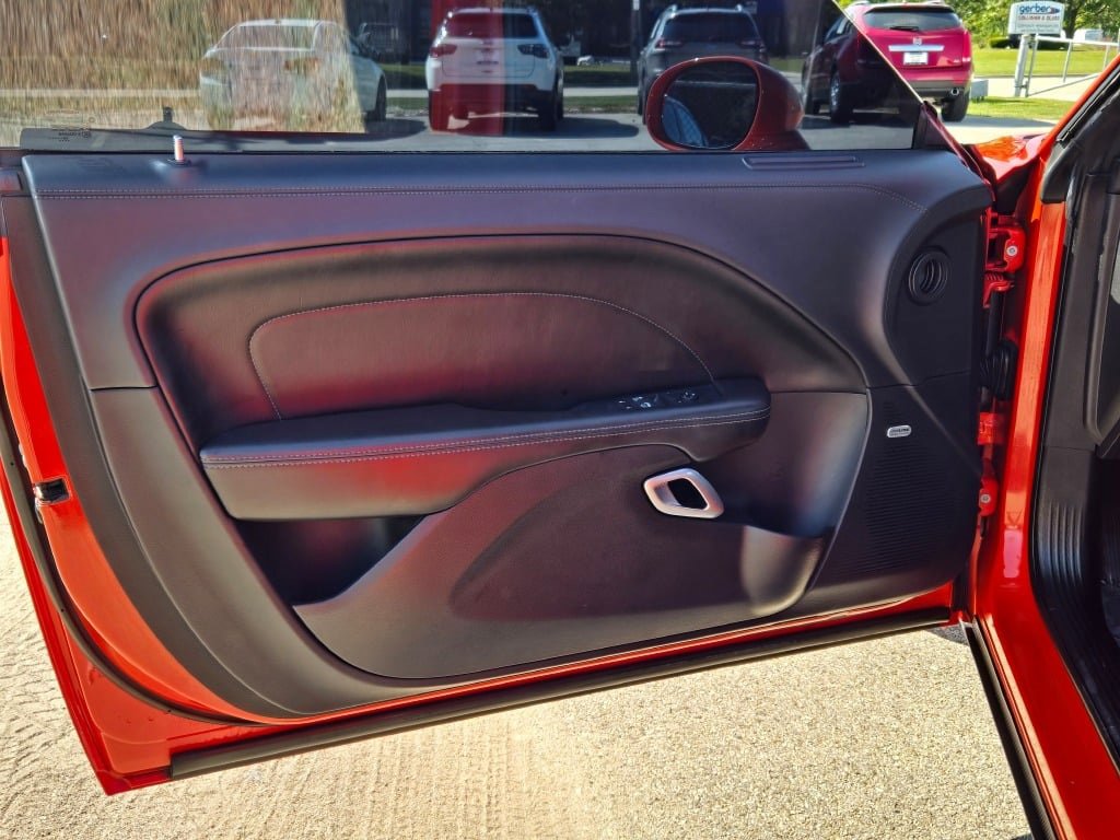 2020 Dodge Challenger R/T Scat Pack Widebody photo 16