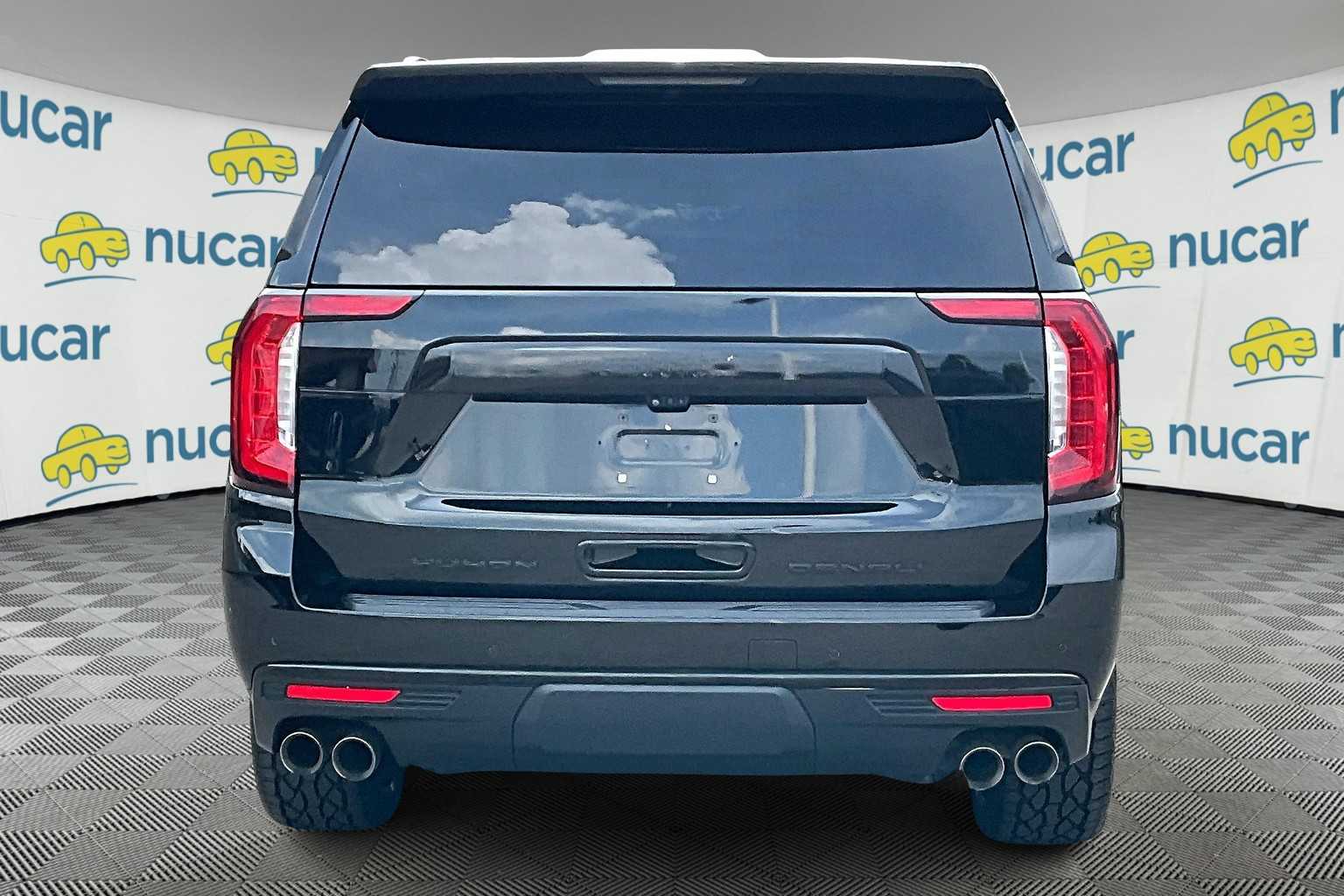 2022 Gmc Yukon Denali photo 3