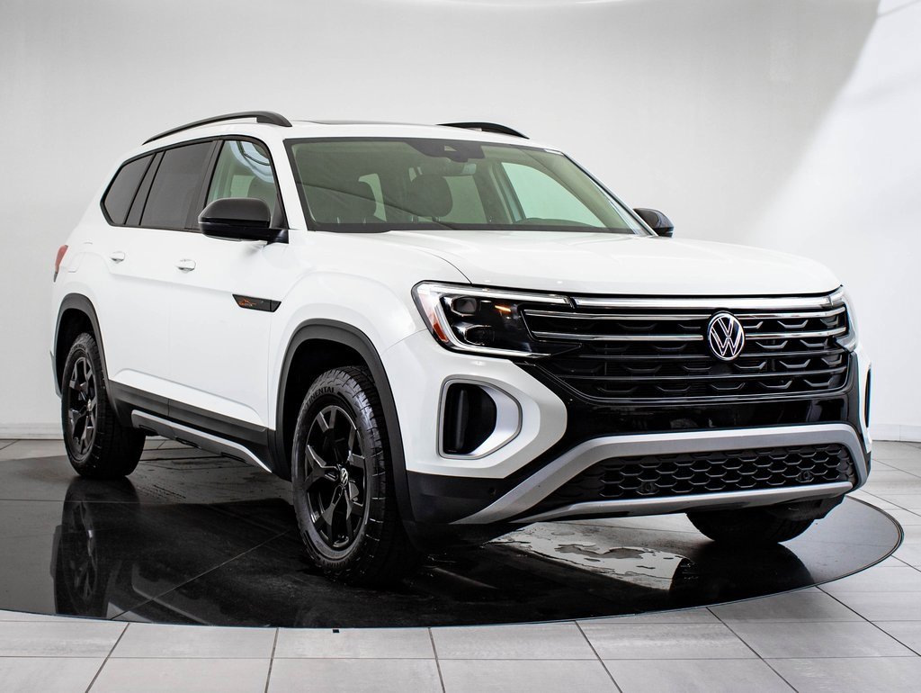 2025 Volkswagen Atlas Peak Edition SE photo 11
