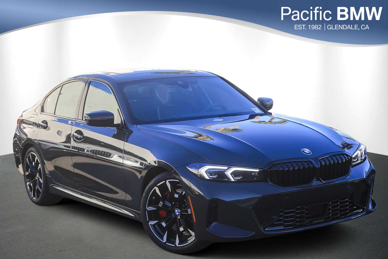 2026 BMW 3 Series 330i's photo