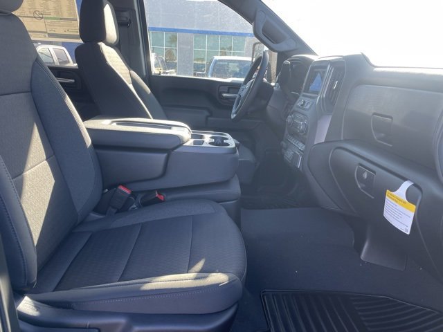 2026 Chevrolet Silverado 2500HD Custom photo 17