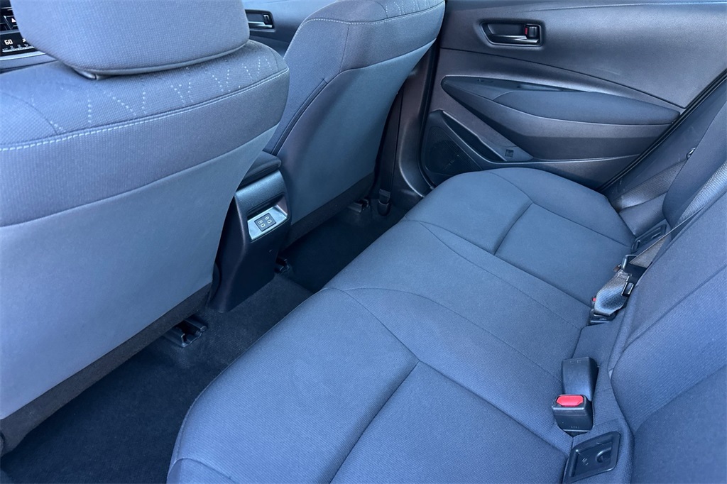 2023 Toyota Corolla LE photo 12