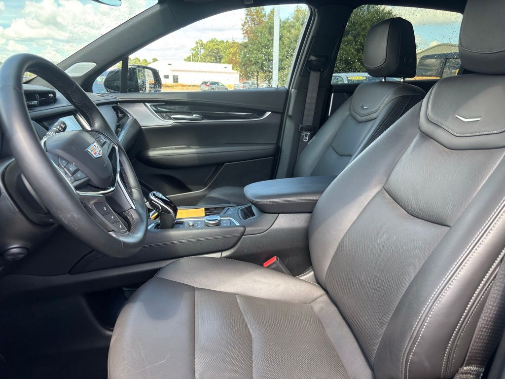2025 Cadillac XT5 Premium Luxury photo 5