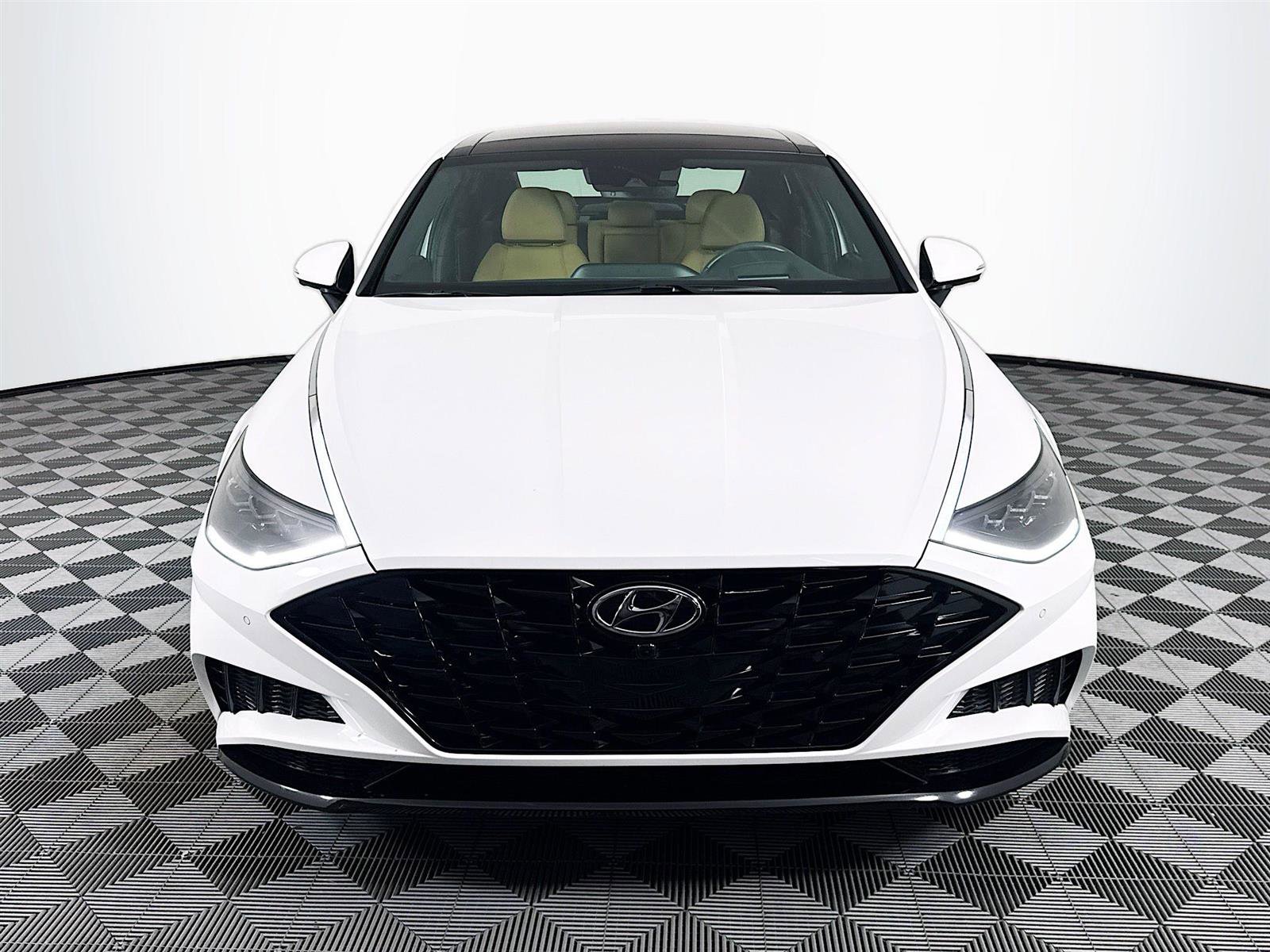 2023 Hyundai Sonata Limited photo 2